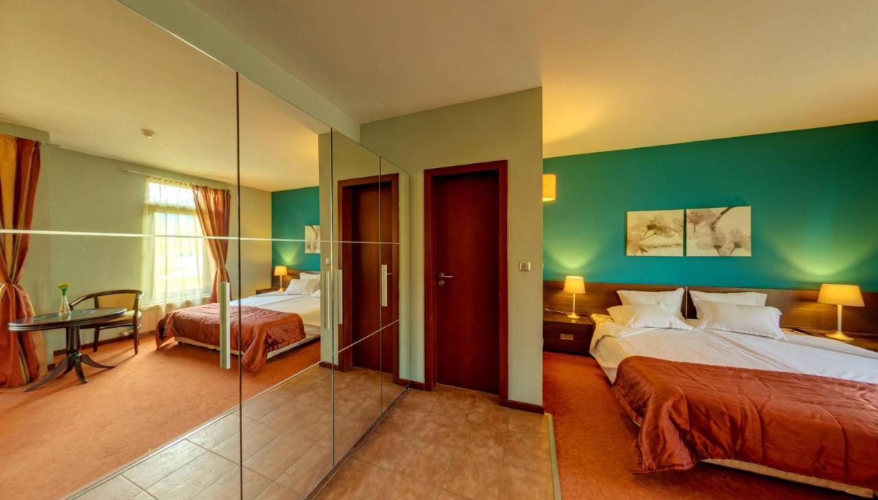 Hotel Famil - Adults Only Bansko Dış mekan fotoğraf